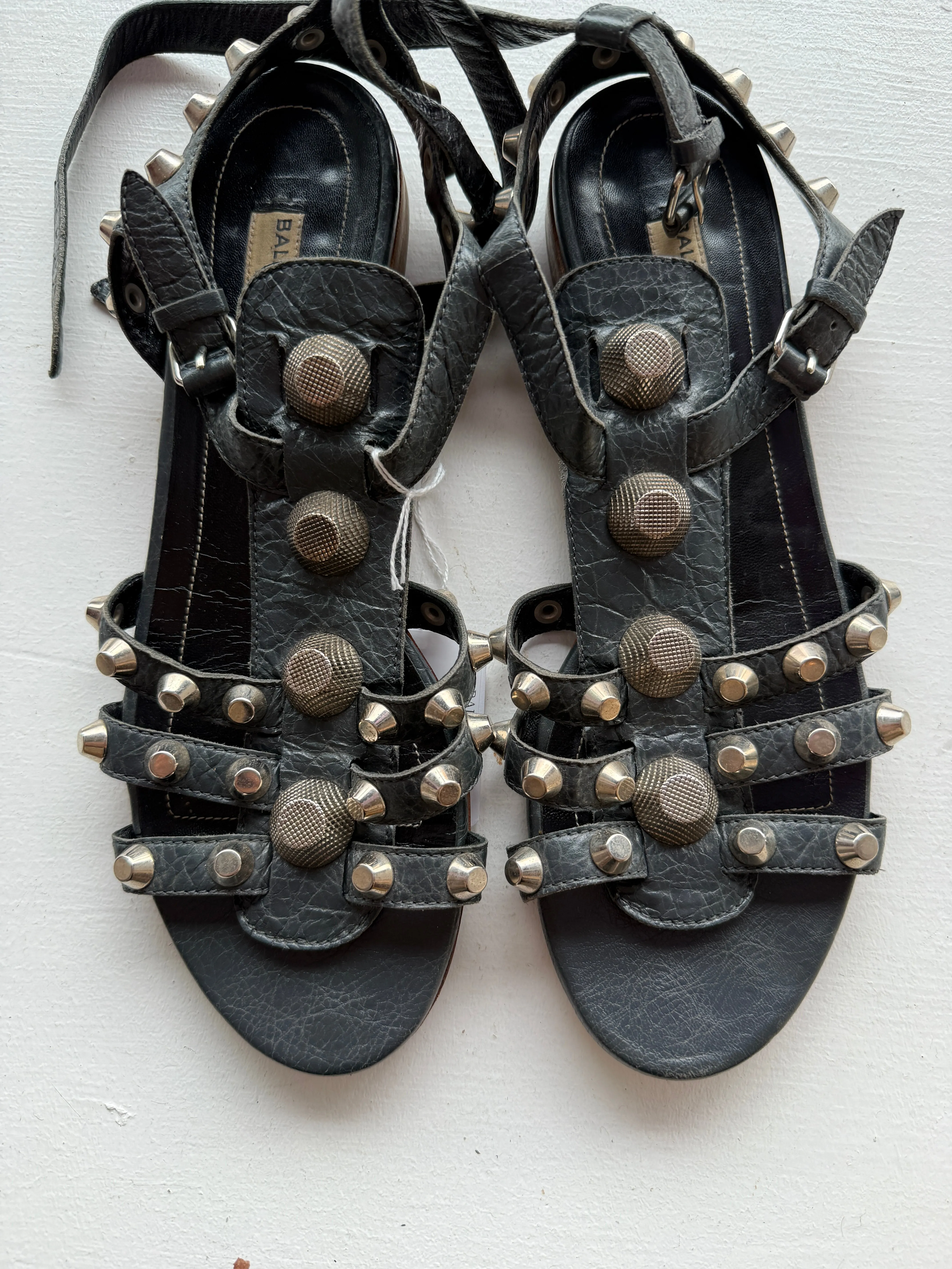 BALENCIAGA Gladiator Sandals 39