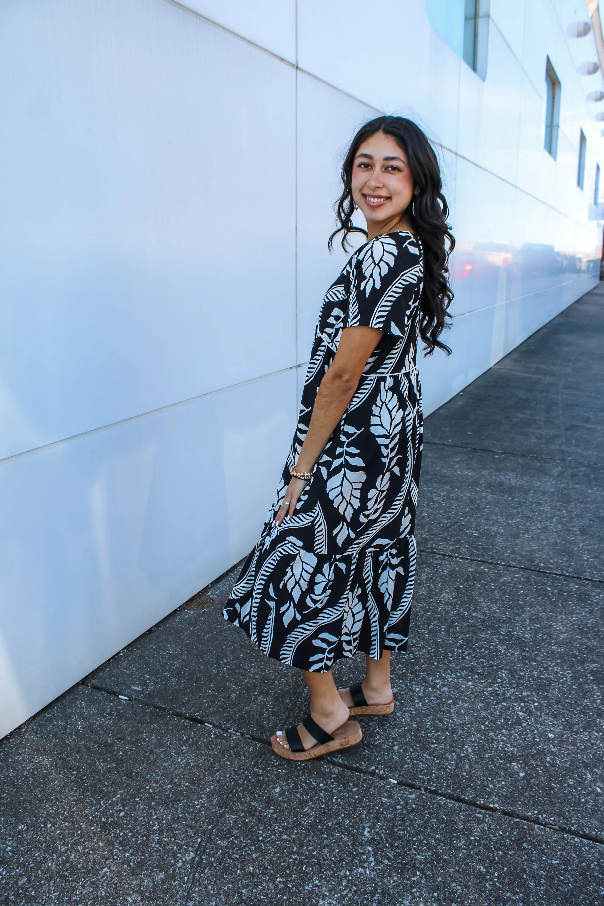 Botanical Beauty Midi • Black