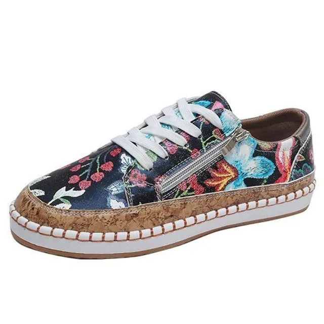 Flower print easygoing shoes for ladies