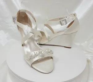 Ivory Wedge Bridal Shoes with Crystal and Pearl design | Dyeable Shoes