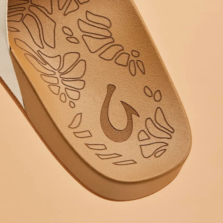 Kīpe‘a ‘Olu Women's Sandals Puka/Tan