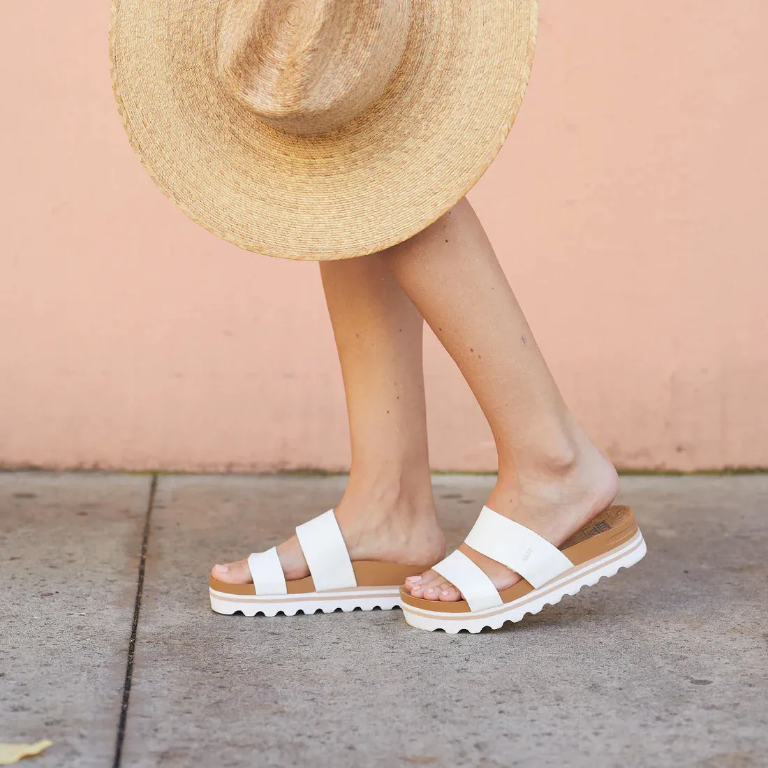 Reef Womens Cushion Vista Hi Cloud Sandal