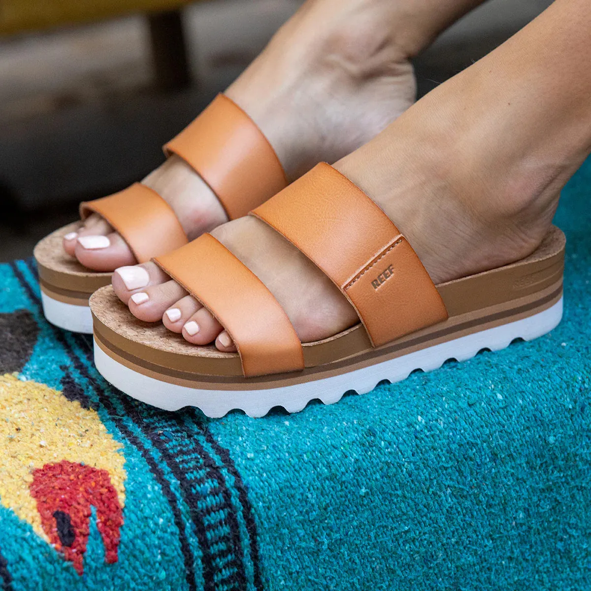 Reef Womens Cushion Vista Hi Natural Sandal