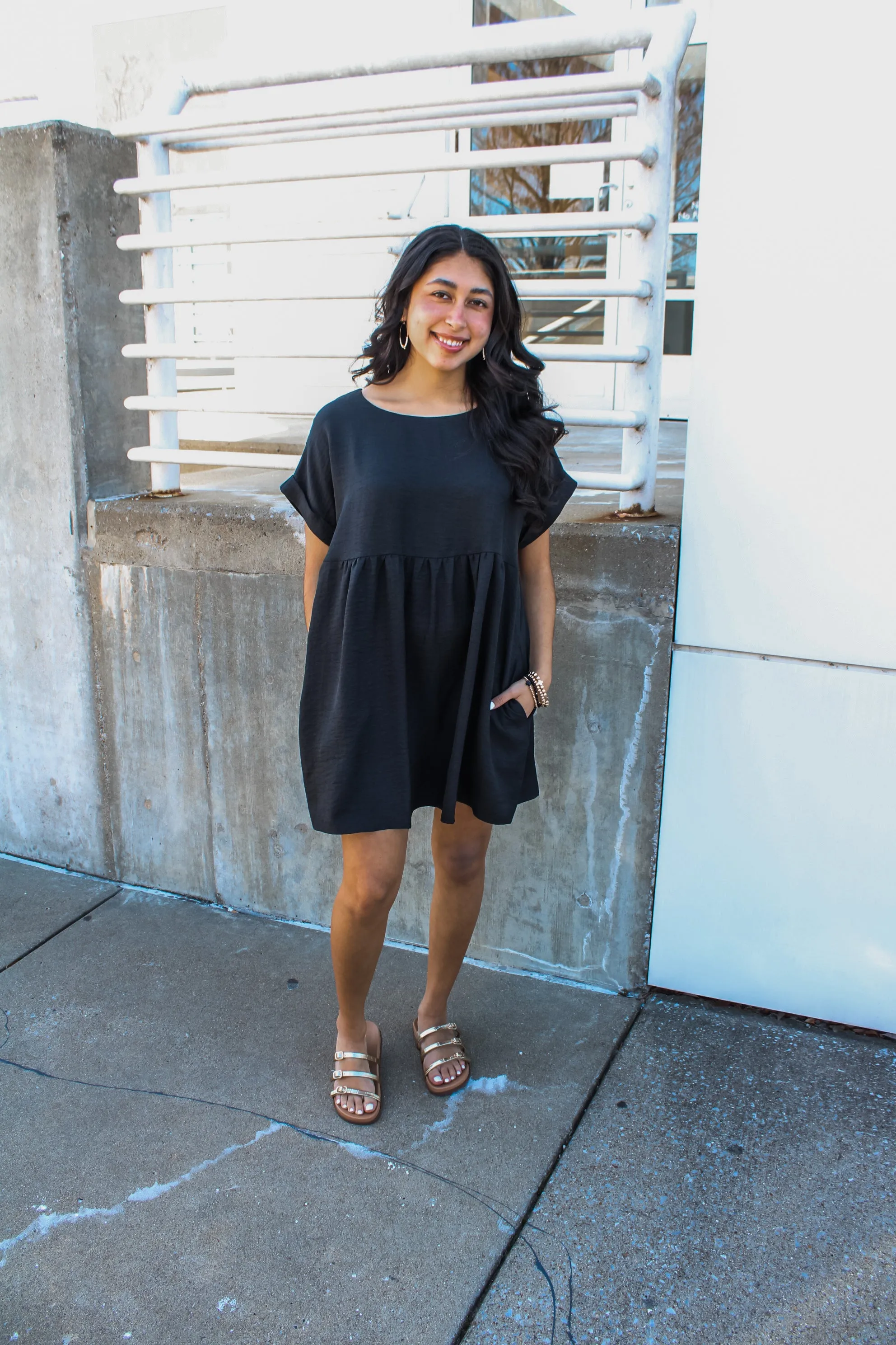 Seeking Sunshine Pocket Dress • Black