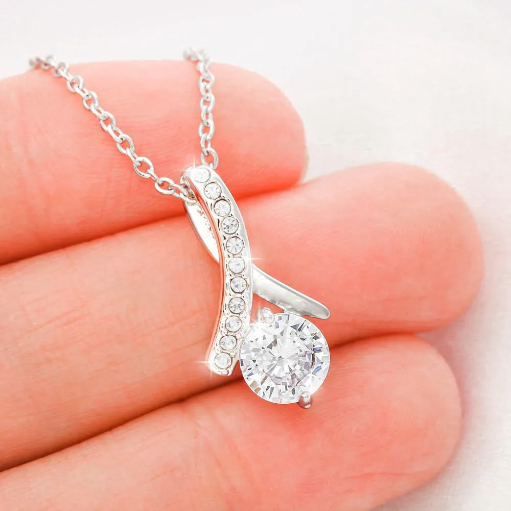 To My Dear Wife Your Kiss Is My Drug Luxury Alluring Necklace