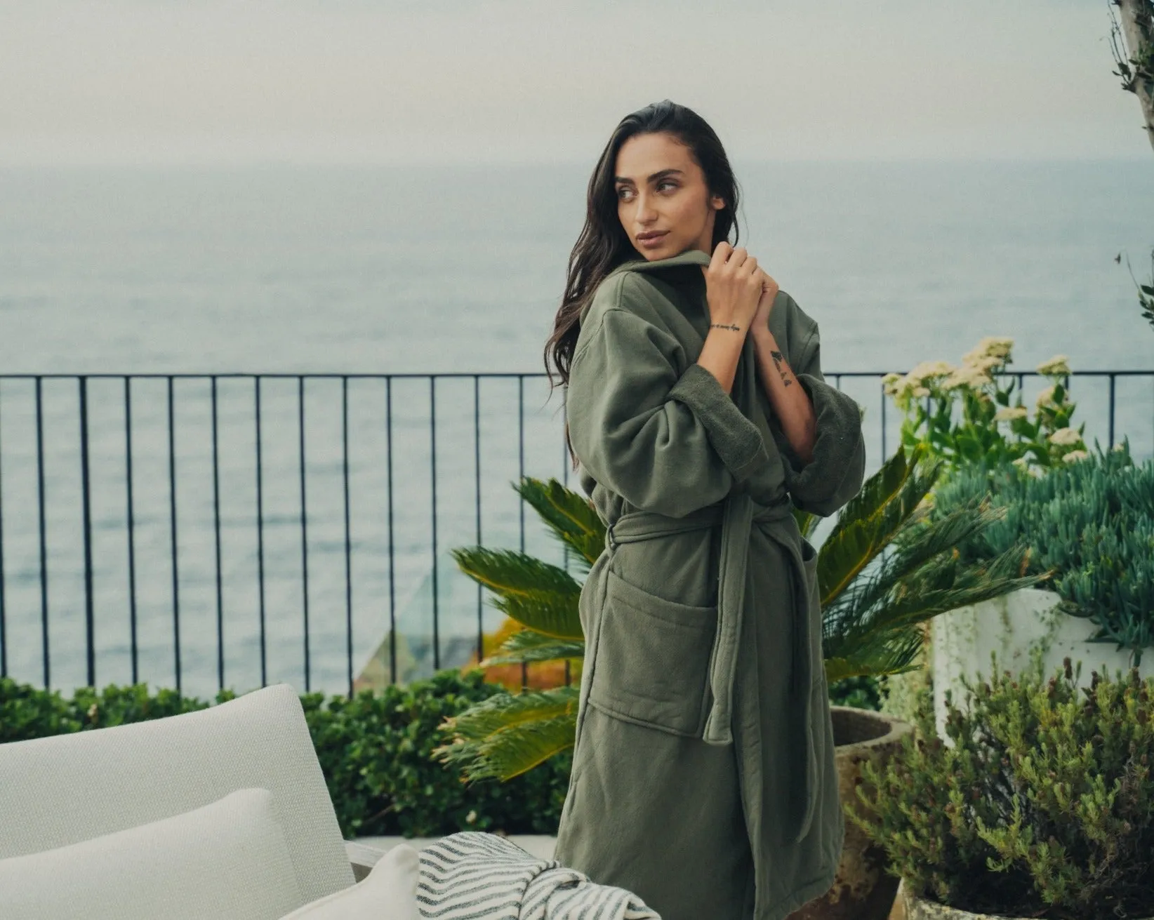 Vintage Wash Robe | Olive