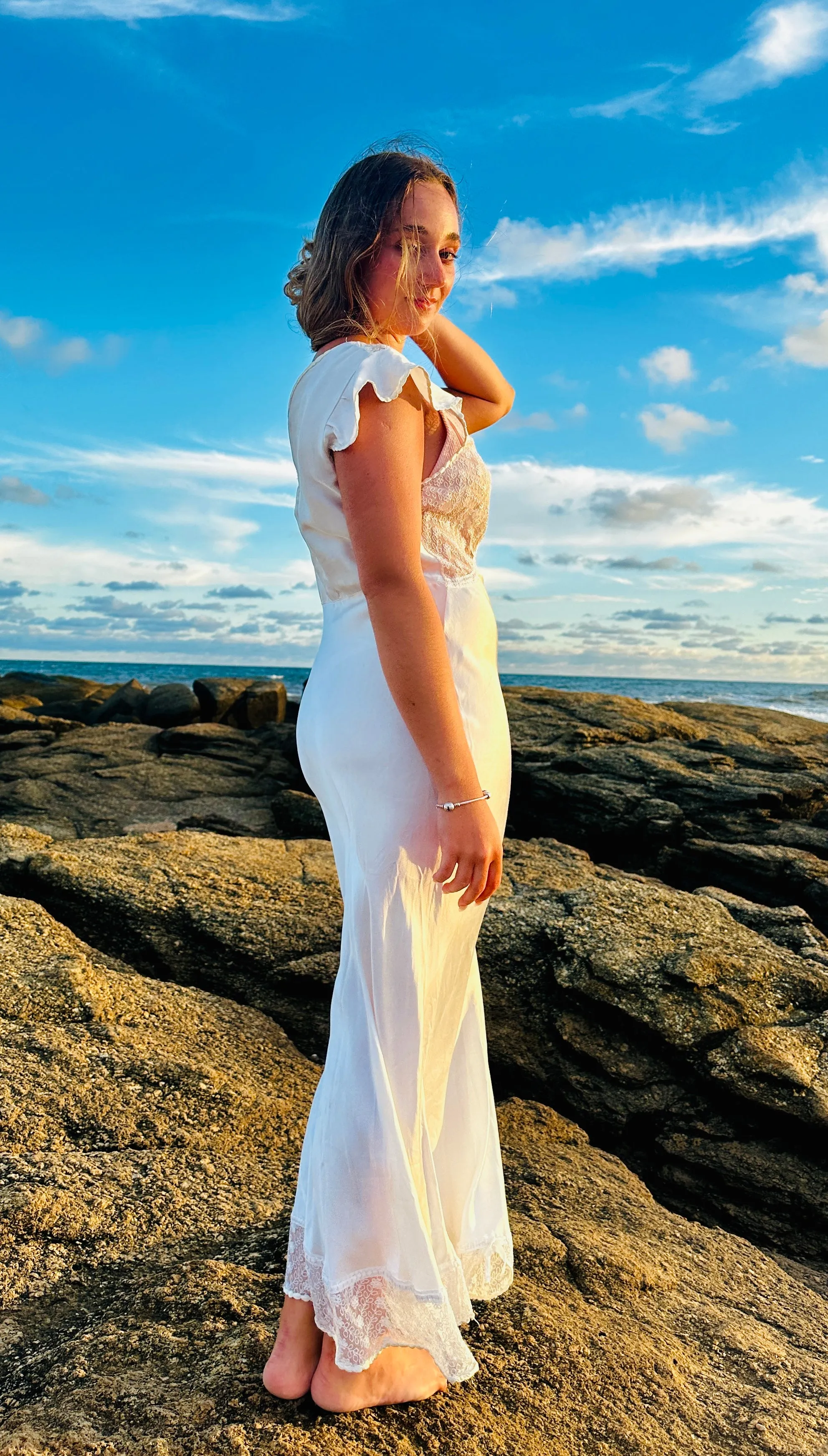White Nightgown - 40s - 40N